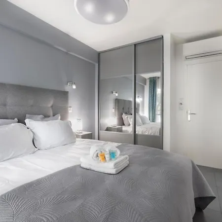 Bright One Bedroom In - 2394 Appartement Cannes