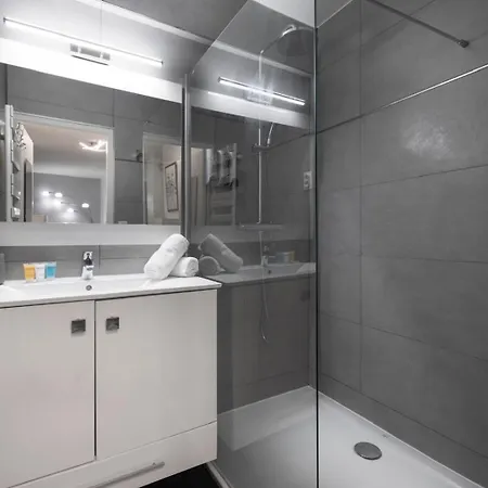 Bright One Bedroom In - 2394 * Канны