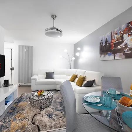 Appartamento Bright One Bedroom In - 2394 Cannes