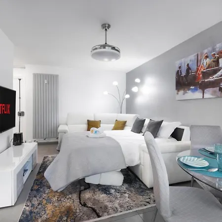 Bright One Bedroom In - 2394 Appartamento Cannes