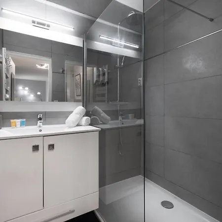 Bright One Bedroom In - 2394 * Канны